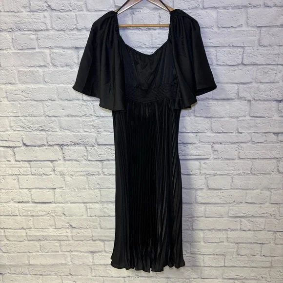 Baltic Born Aubree Accordion Pleated V-Neck A-Line Midi Dress Black Large NWT - Picture 7 of 16